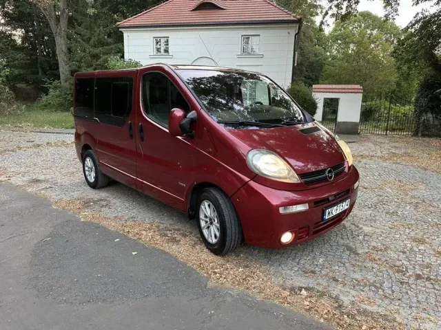 Opel Vivaro - фото 5