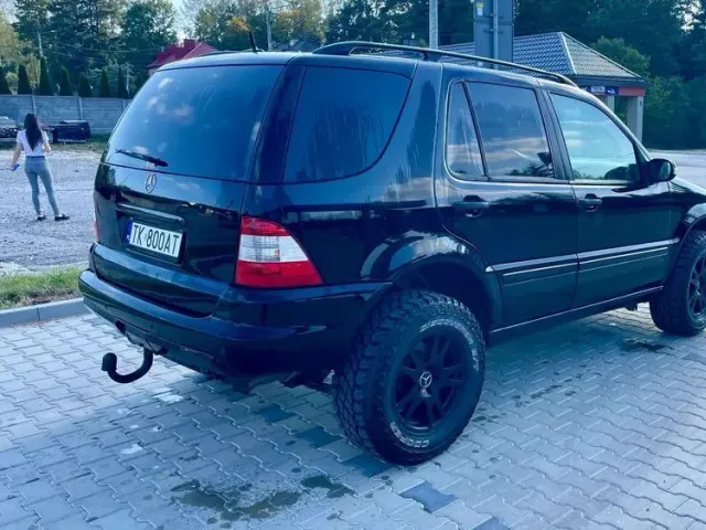 Mercedes-Benz M-Класс - фото 4