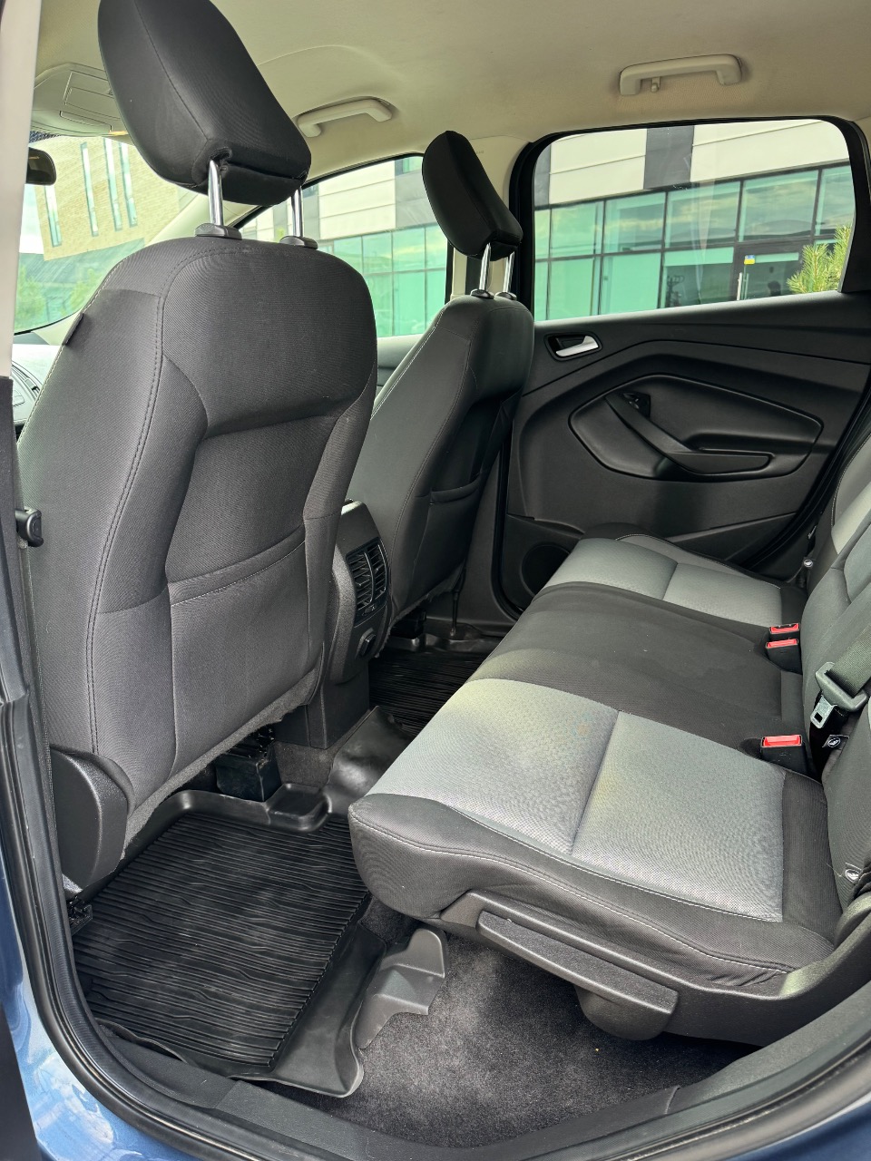 Ford Escape - фото 2