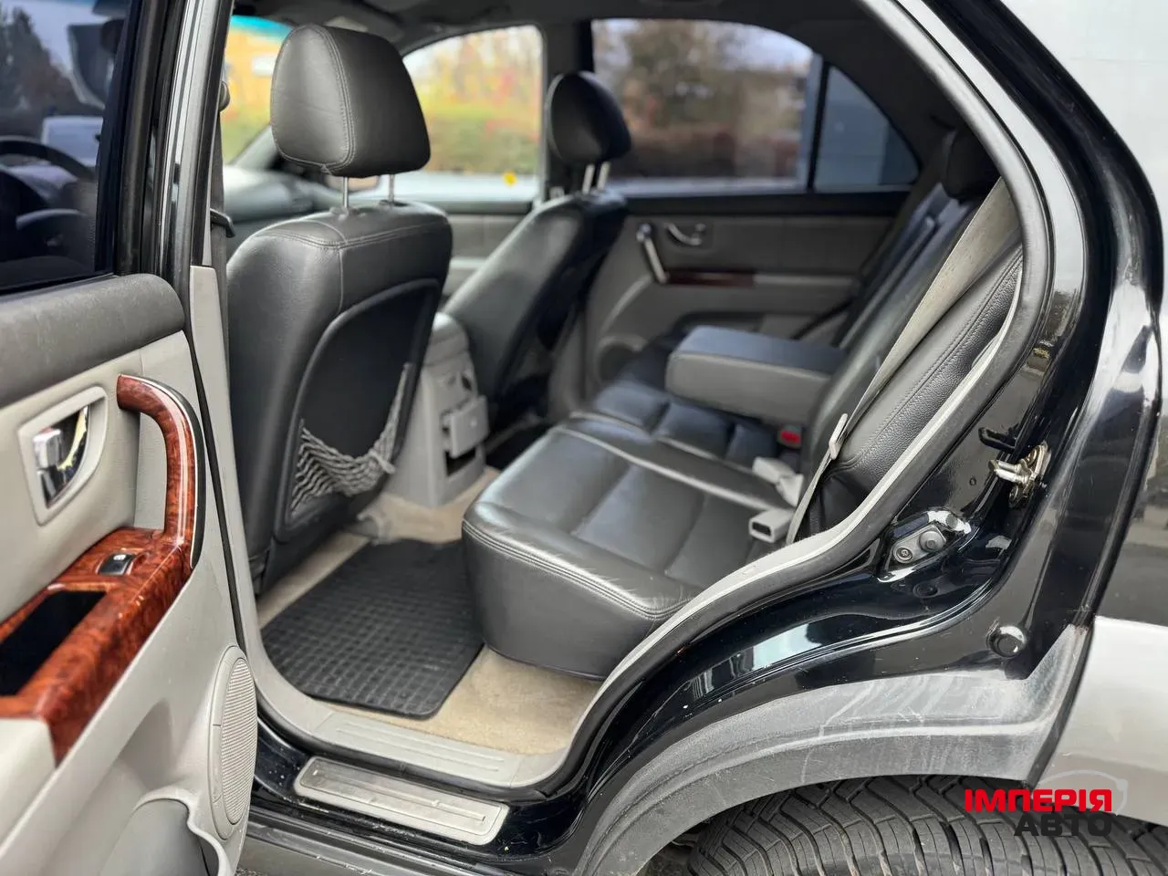 Kia Sorento - фото 8