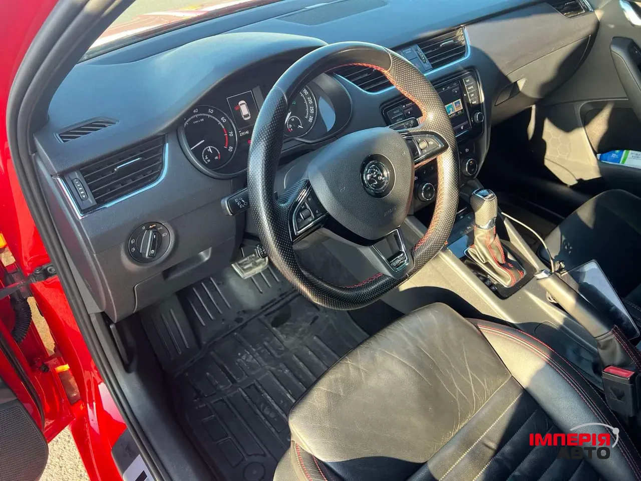 Skoda Octavia RS - фото 11