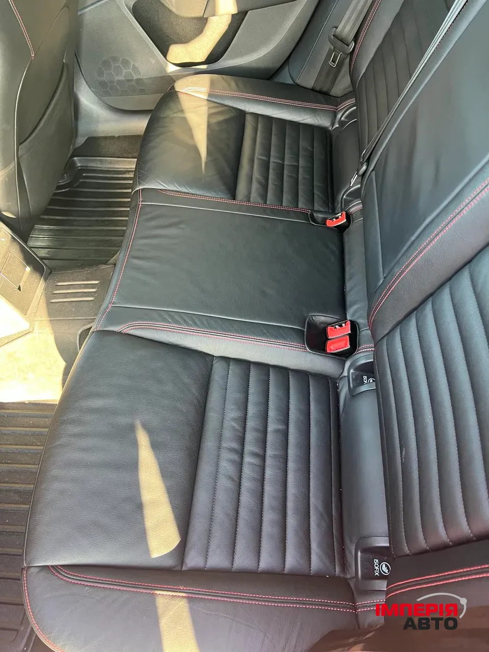 Skoda Octavia RS - фото 17