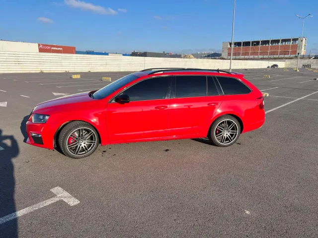 Skoda Octavia RS - фото 3