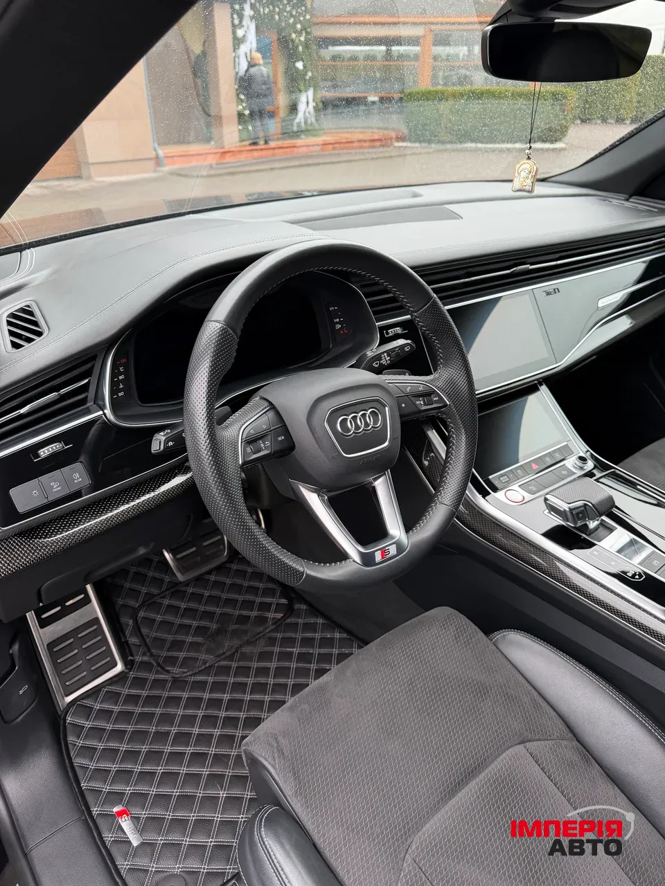 Audi SQ8 - фото 9