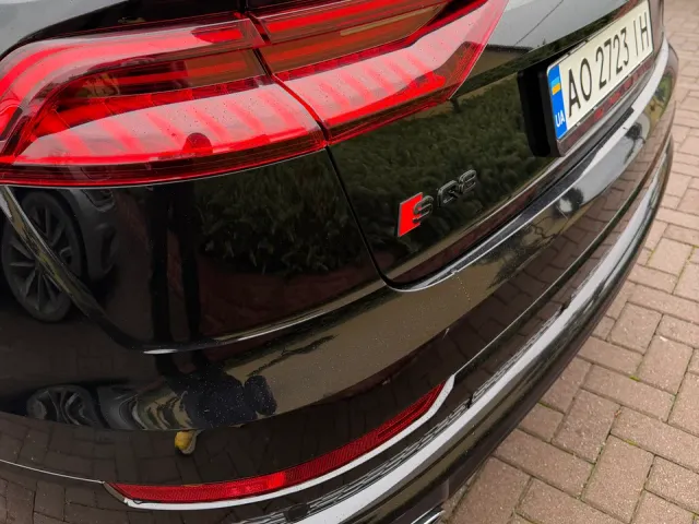 Audi SQ8 - фото 4