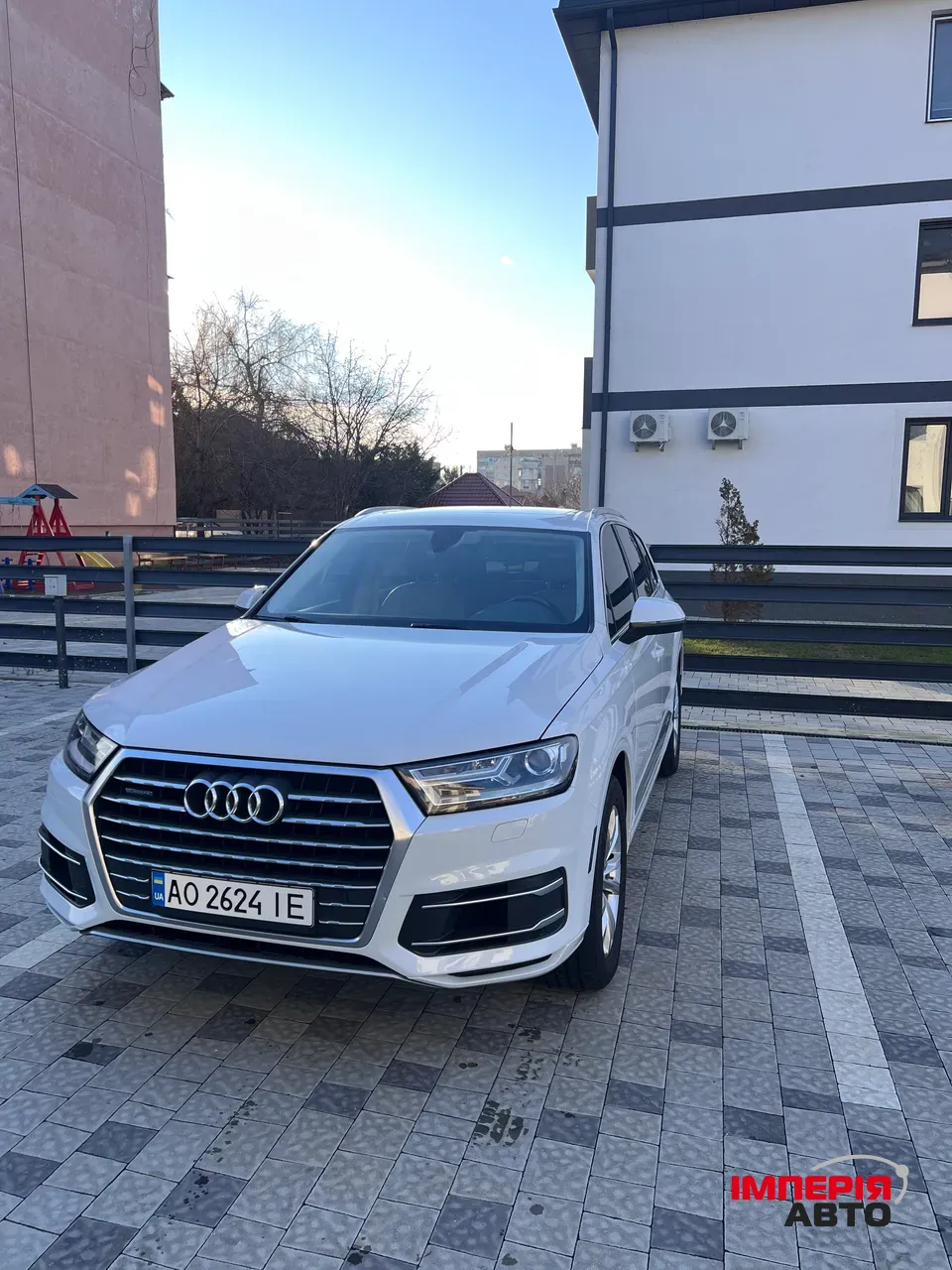 Audi Q7 - фото 8
