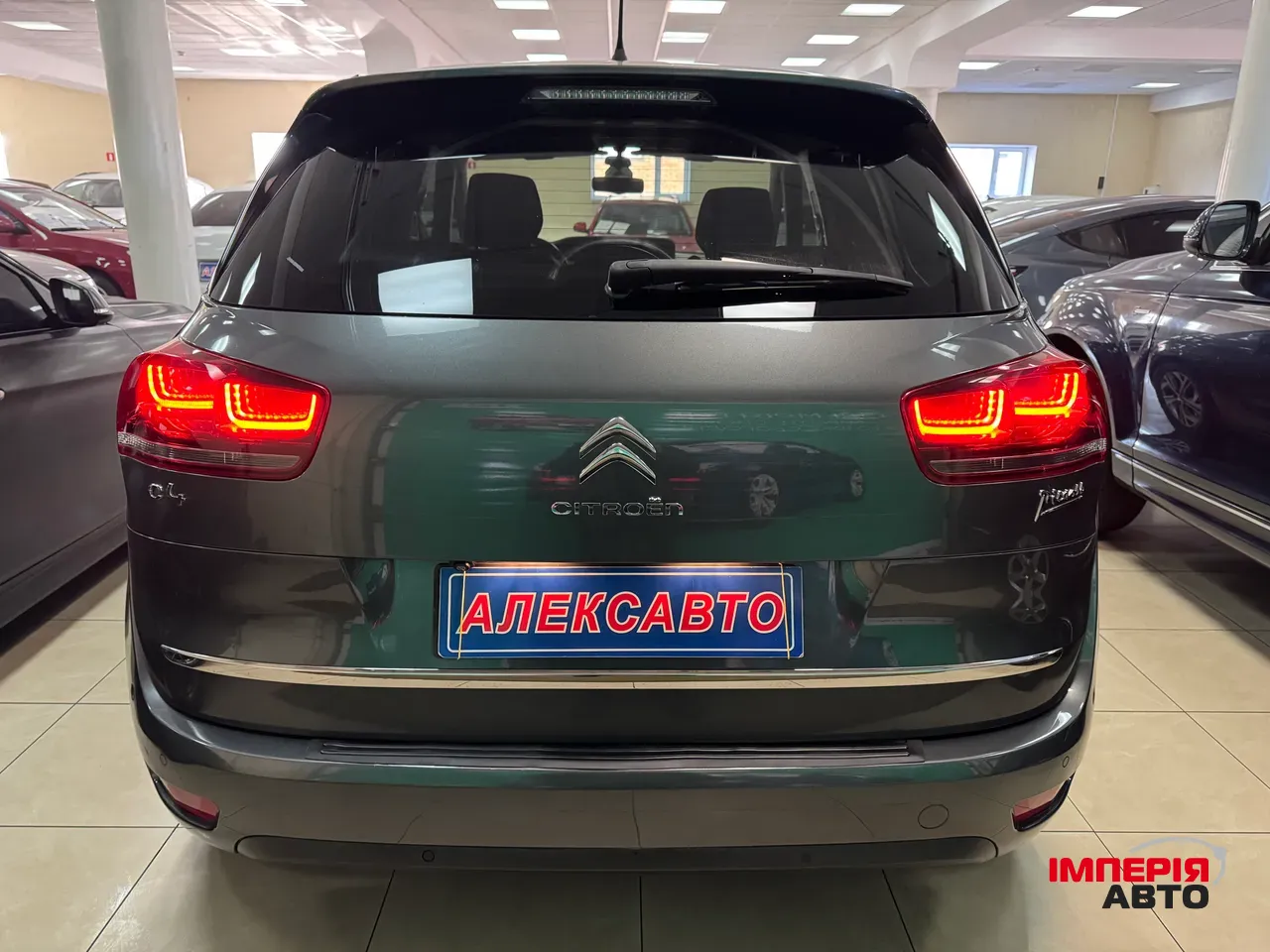 Citroen C4 Picasso - фото 5