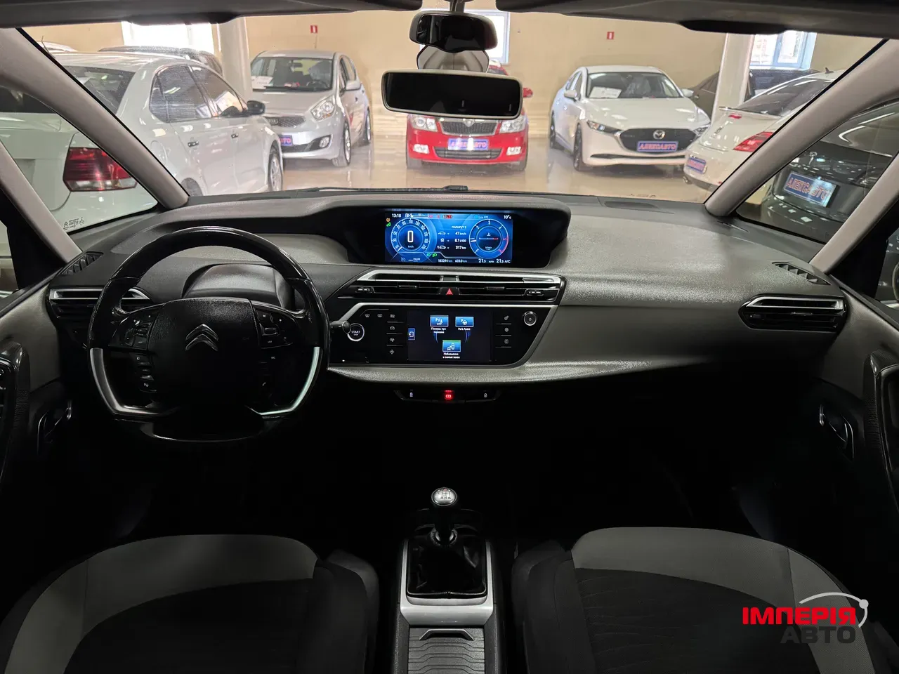 Citroen C4 Picasso - фото 9