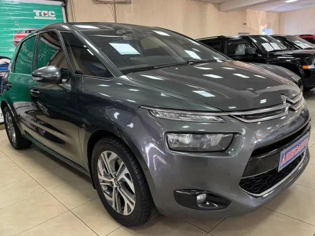 Citroen C4 Picasso - фото 1