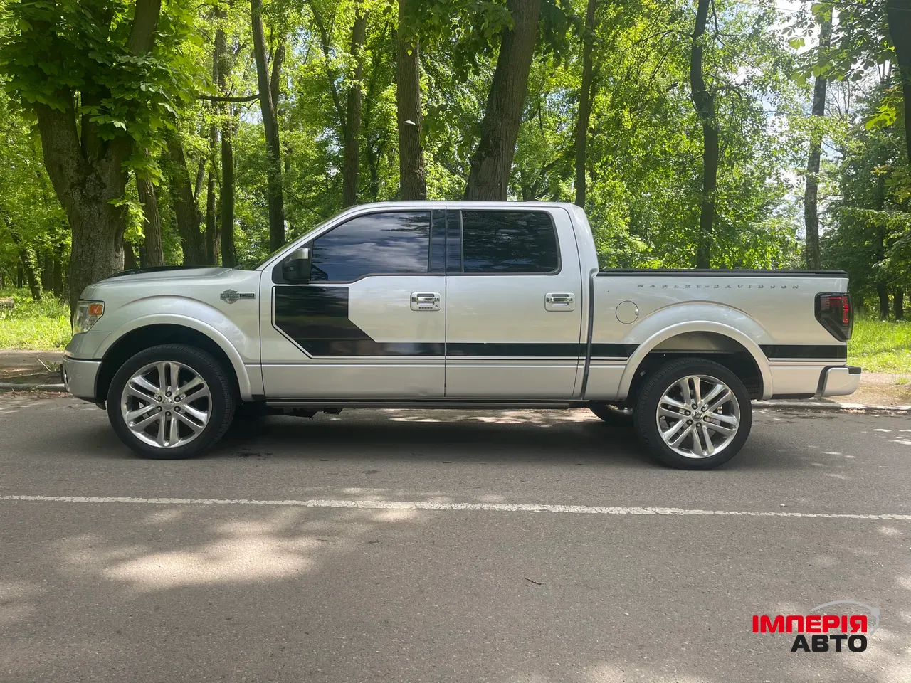 Ford F-150 - фото 2