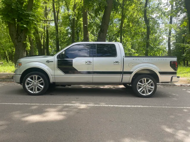 Ford F-150 - фото 2