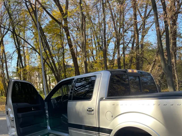 Ford F-150 - фото 3