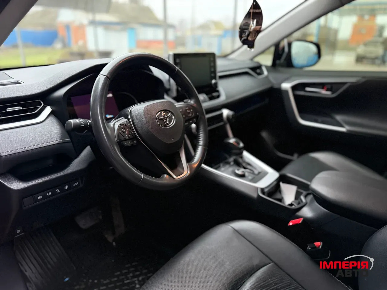 Toyota RAV4 - фото 11