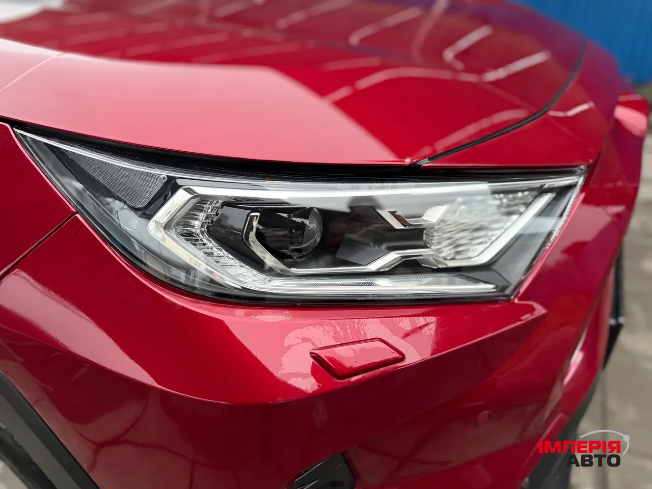 Toyota RAV4 - фото 7