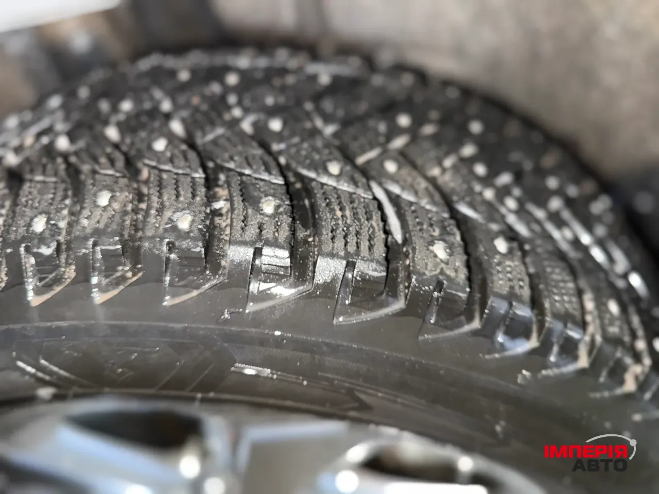 Toyota RAV4 - фото 12