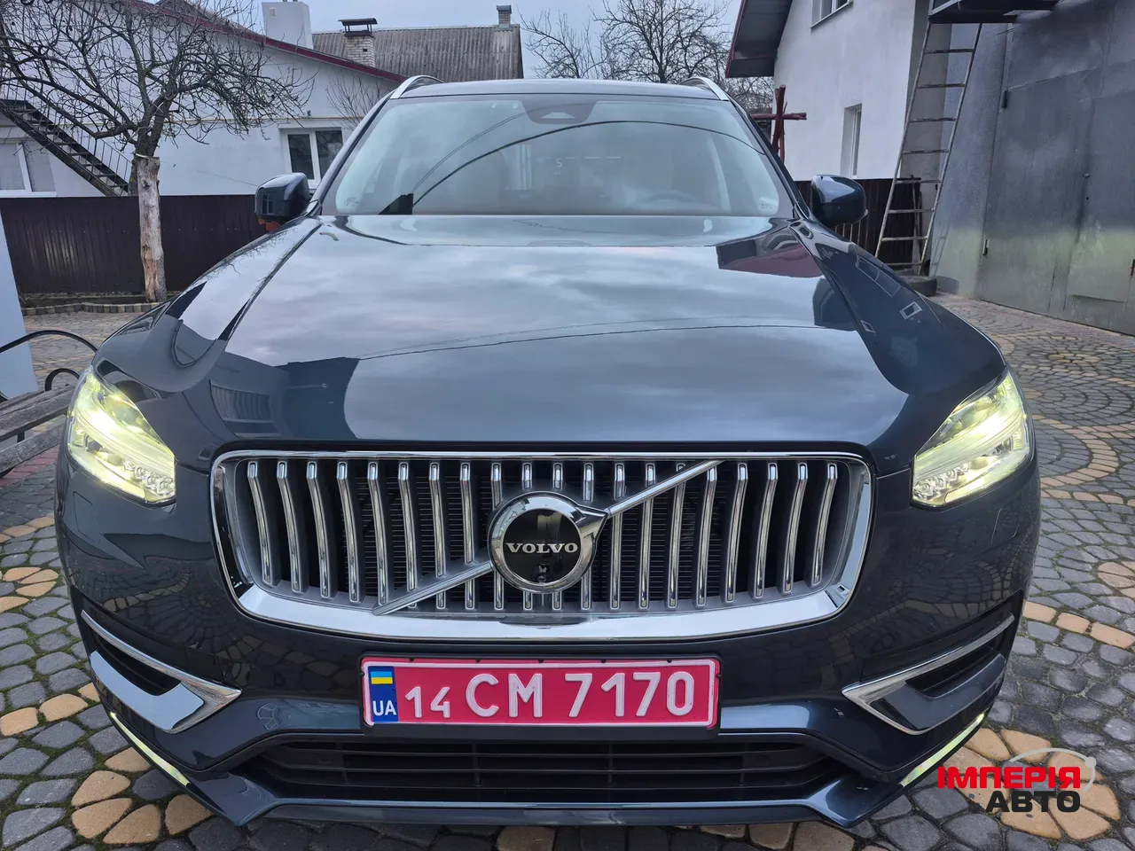 Volvo XC90 - фото 6