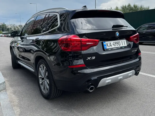 BMW X3 - фото 3
