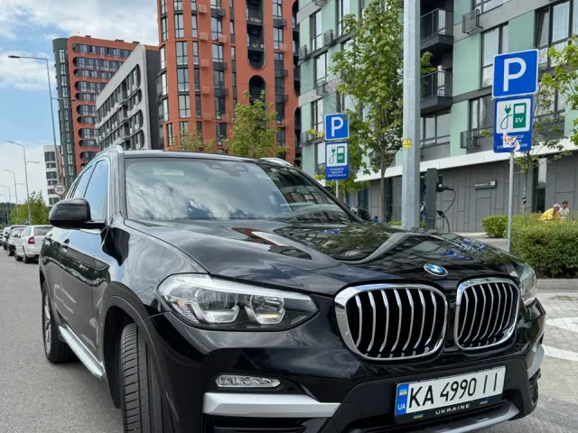 BMW X3 - фото 1