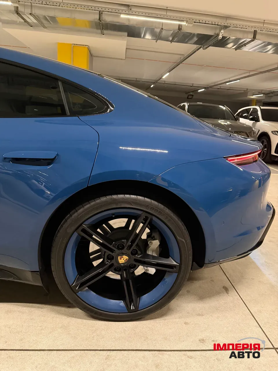 Porsche Taycan - фото 7