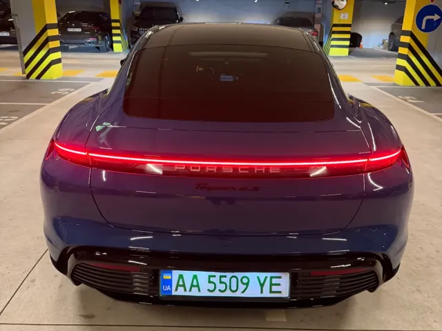 Porsche Taycan - фото 4