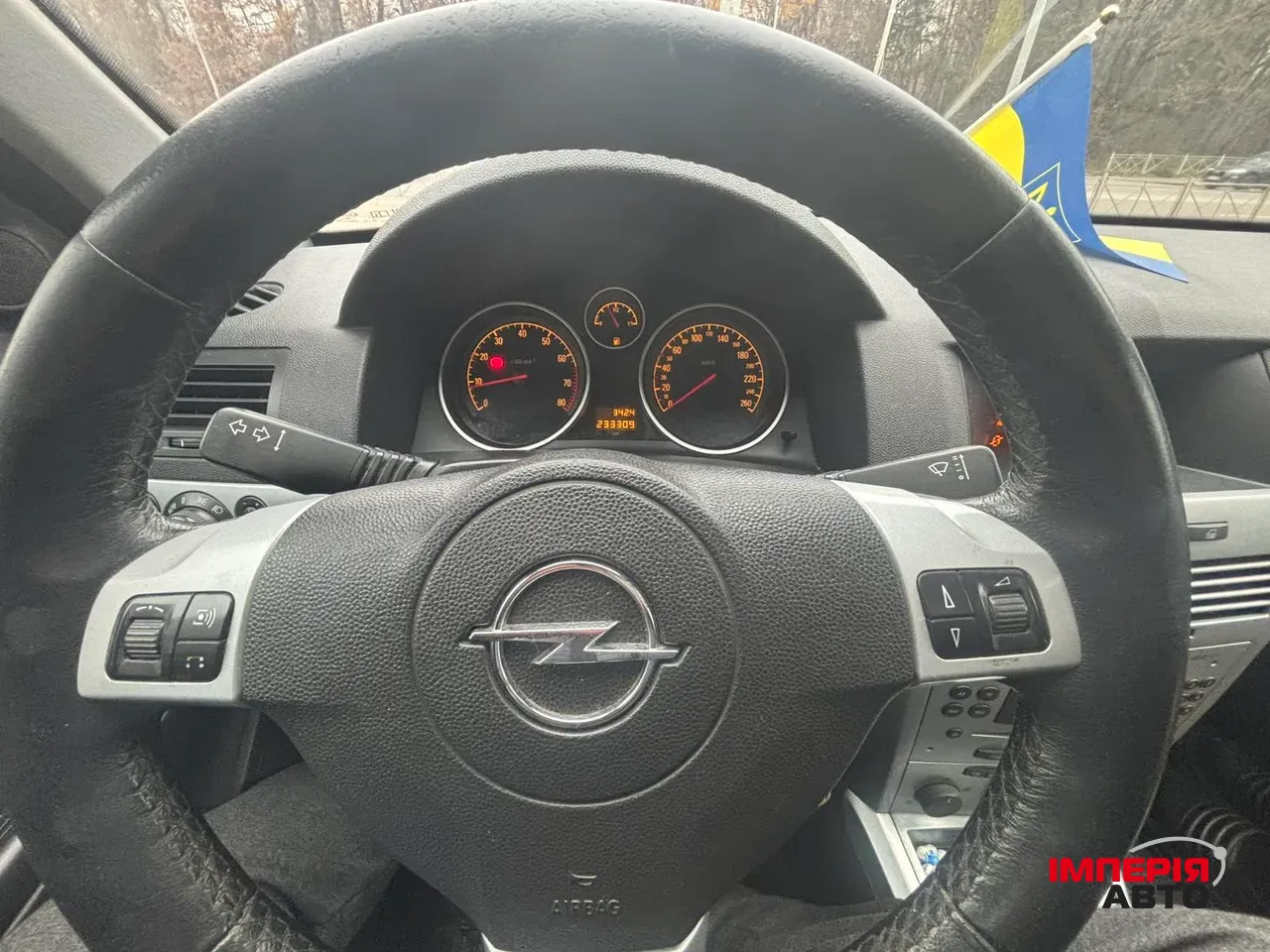 Opel Astra - фото 4