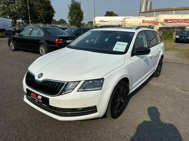 Skoda Octavia - фото 4