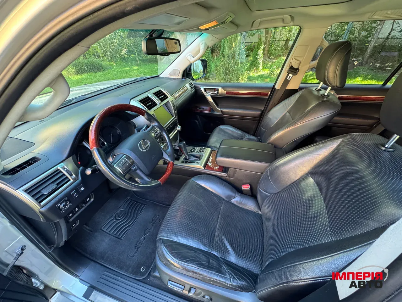 Lexus GX - фото 11