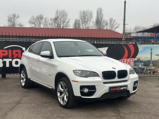 BMW X6 - фото 3