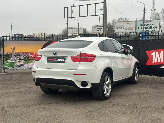 BMW X6 - фото 4