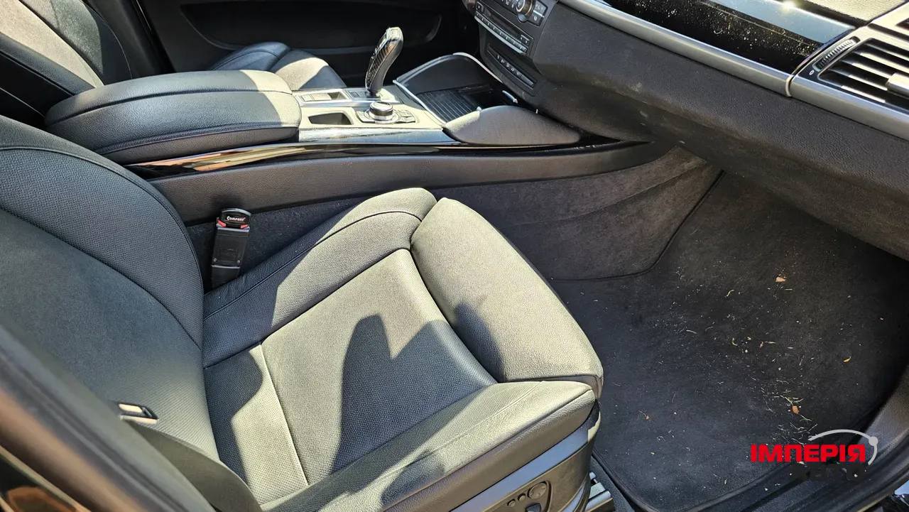 BMW X6 - фото 13