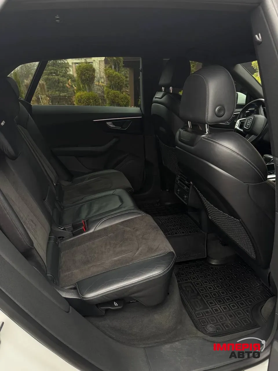 Audi Q8 - фото 18