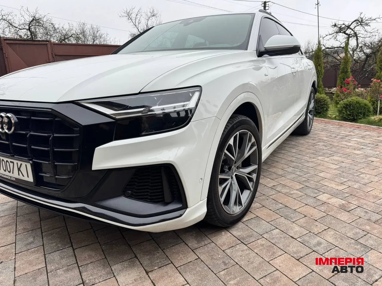 Audi Q8 - фото 6