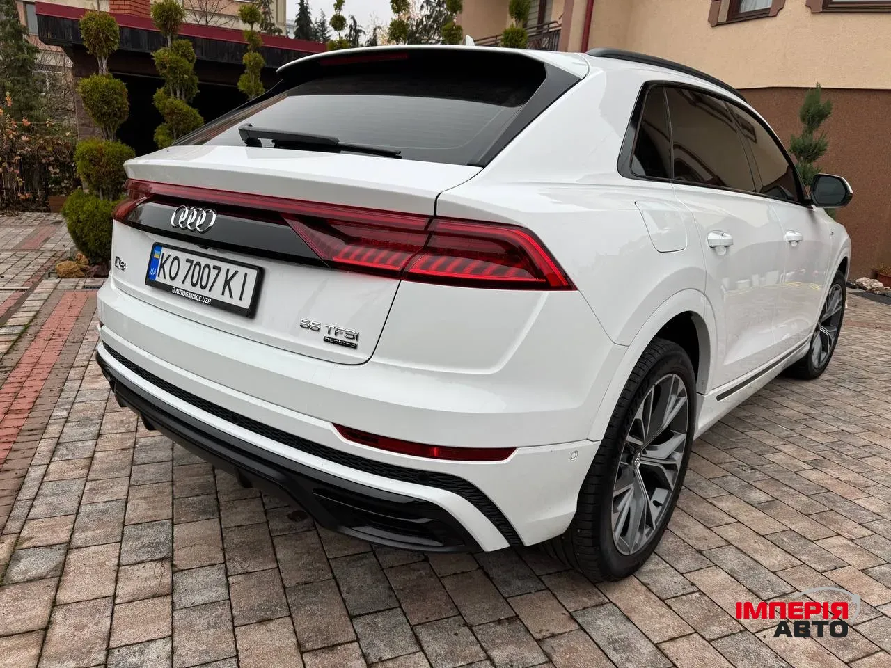 Audi Q8 - фото 1