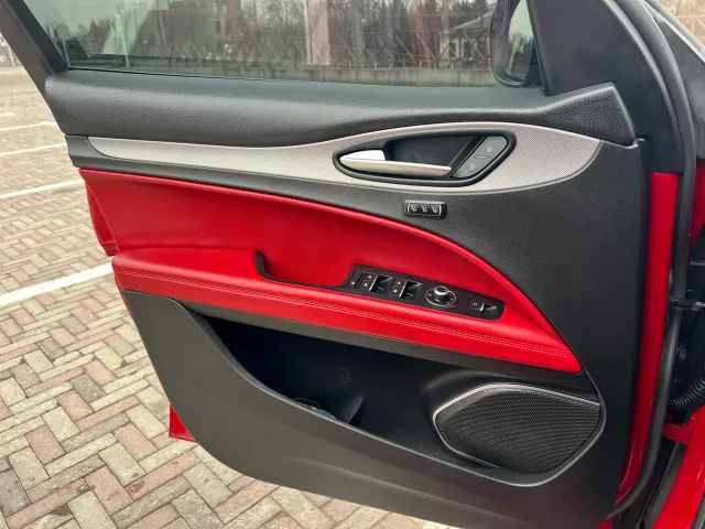 Alfa Romeo Stelvio - фото 5