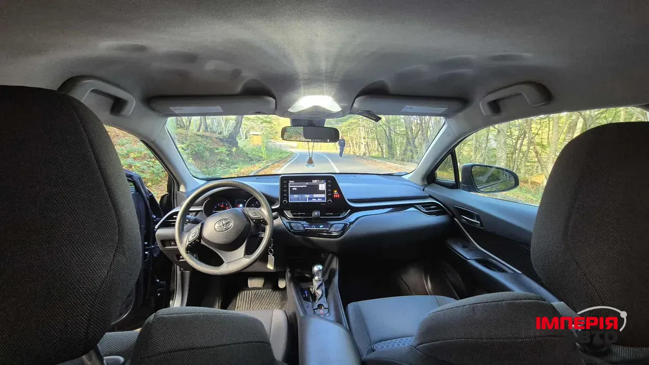 Toyota C-HR - фото 6