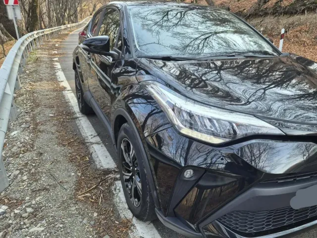 Toyota C-HR - фото 1