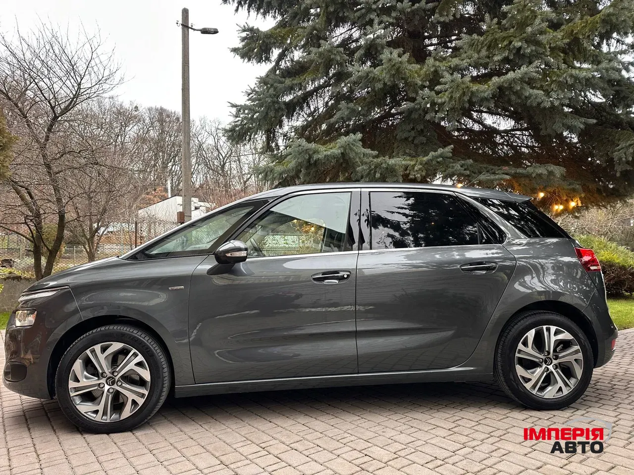 Citroen C4 Picasso - фото 3