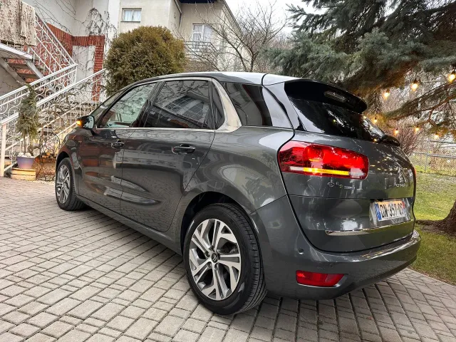 Citroen C4 Picasso - фото 2