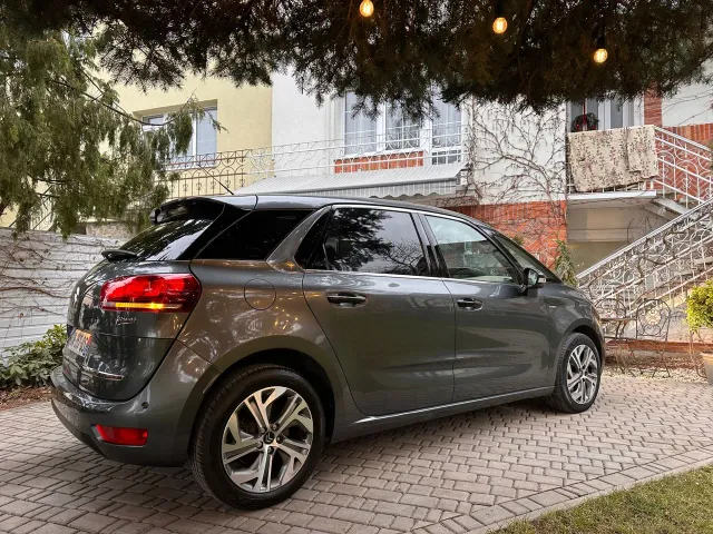 Citroen C4 Picasso - фото 4