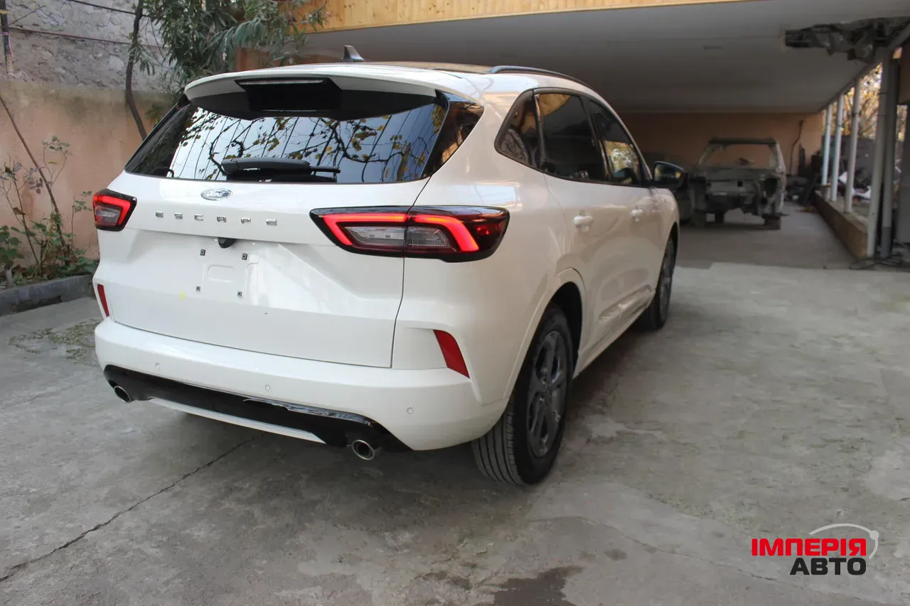 Ford Escape - фото 14