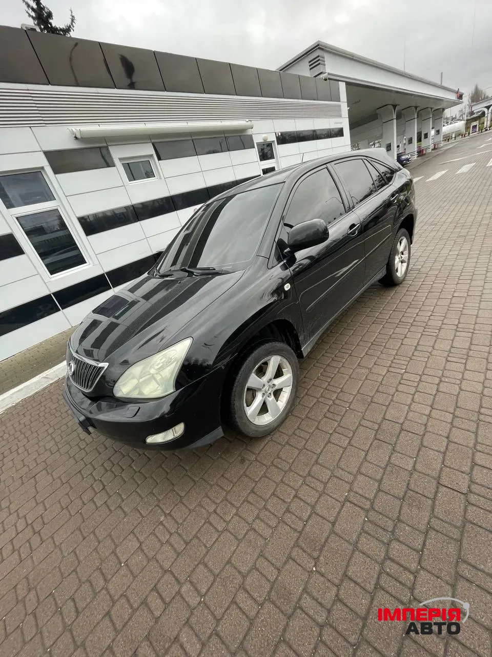 Lexus RX - фото 4
