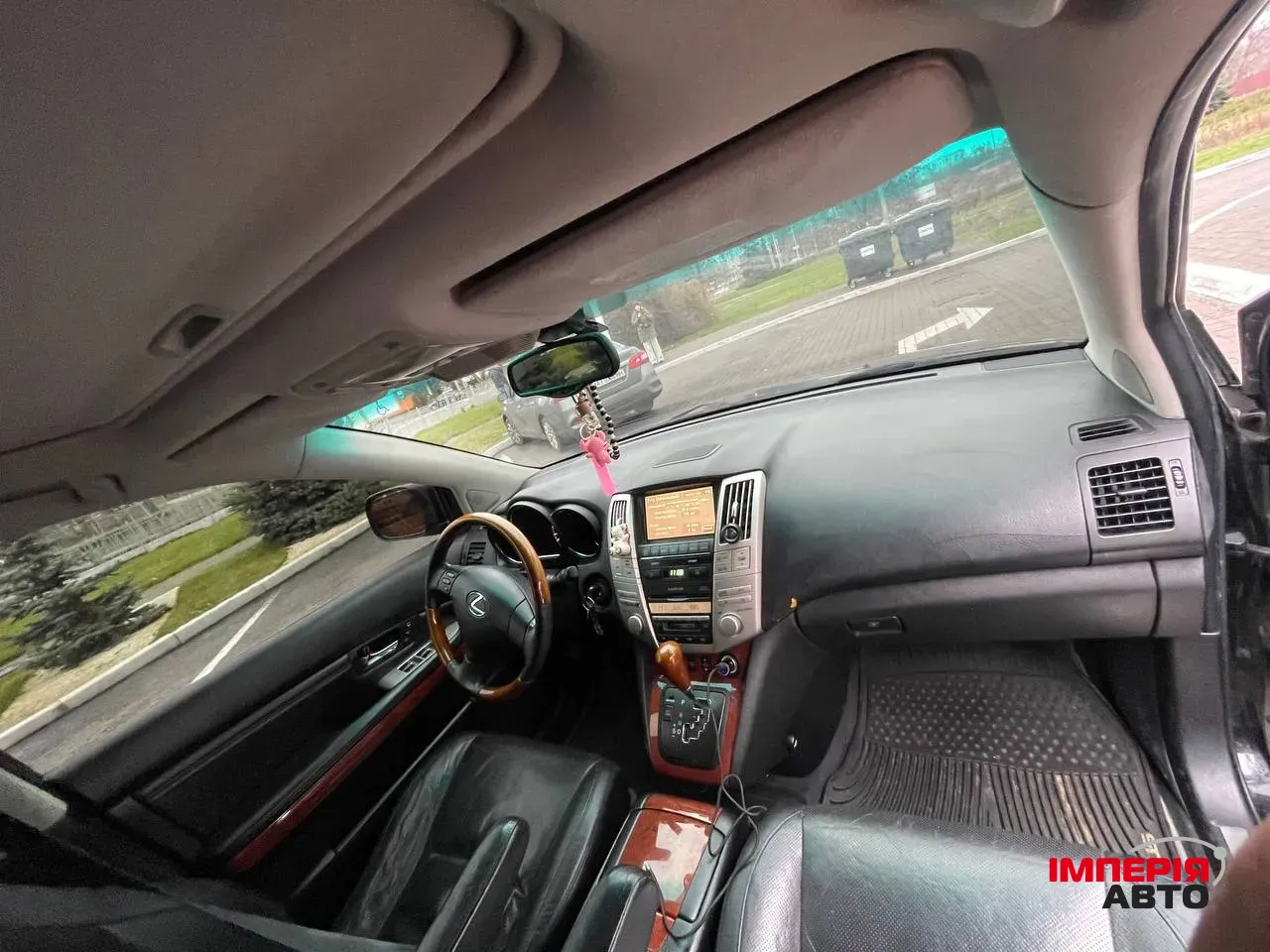 Lexus RX - фото 9