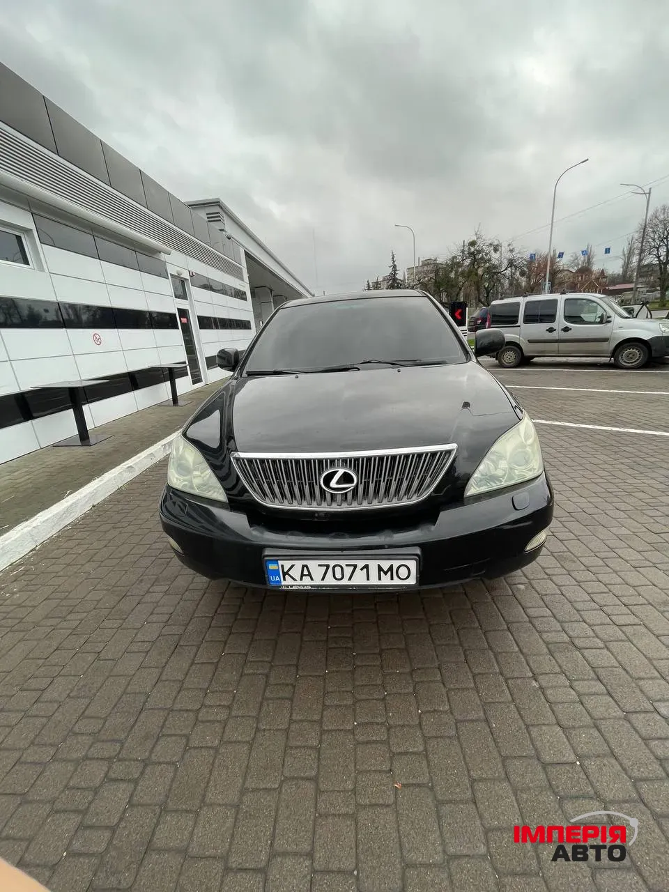 Lexus RX - фото 8