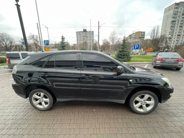 Lexus RX - фото 2