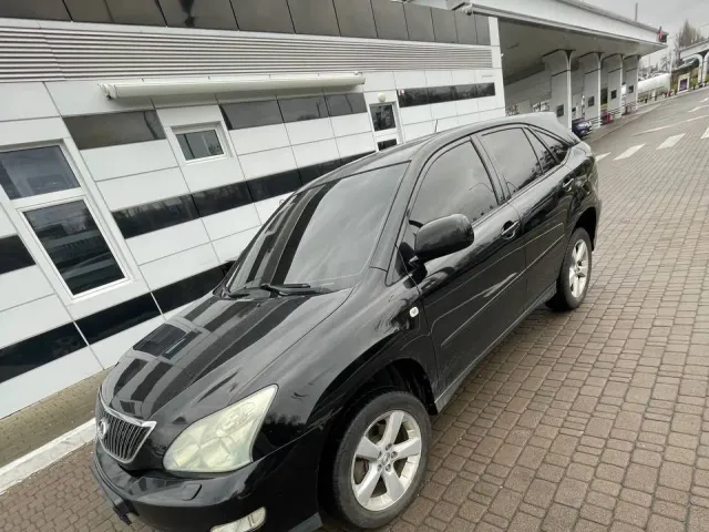 Lexus RX - фото 4