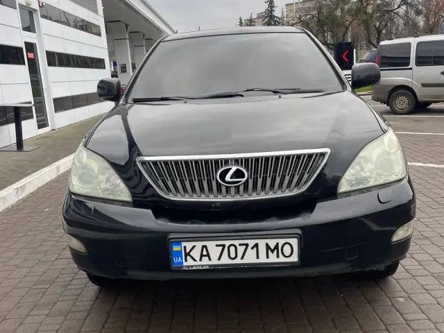 Lexus RX - фото 5