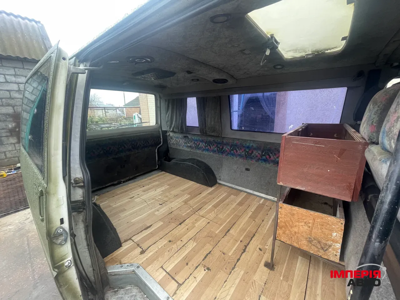 Volkswagen Transporter - фото 12