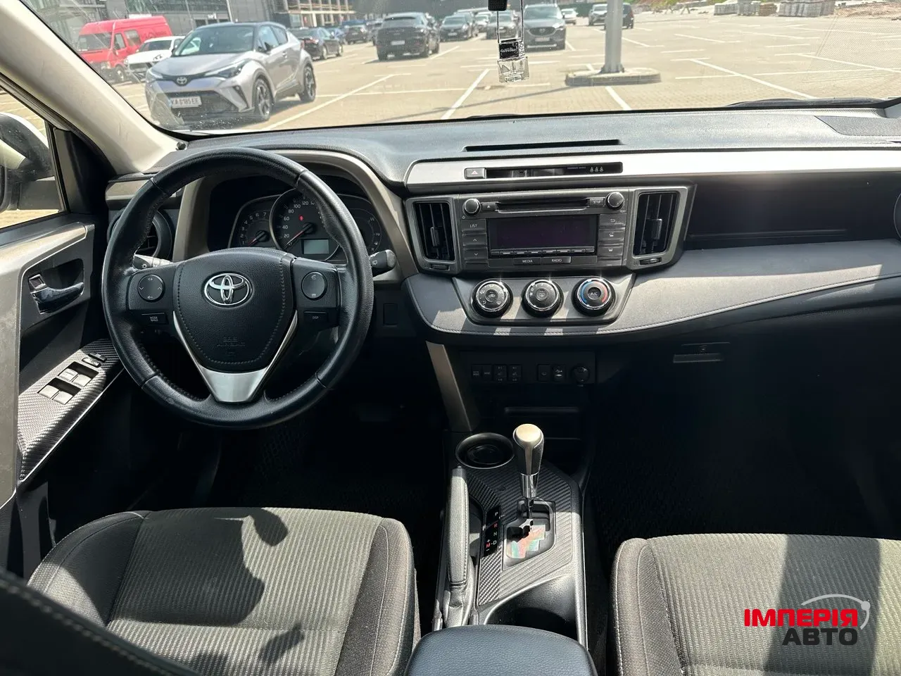 Toyota RAV4 - фото 18