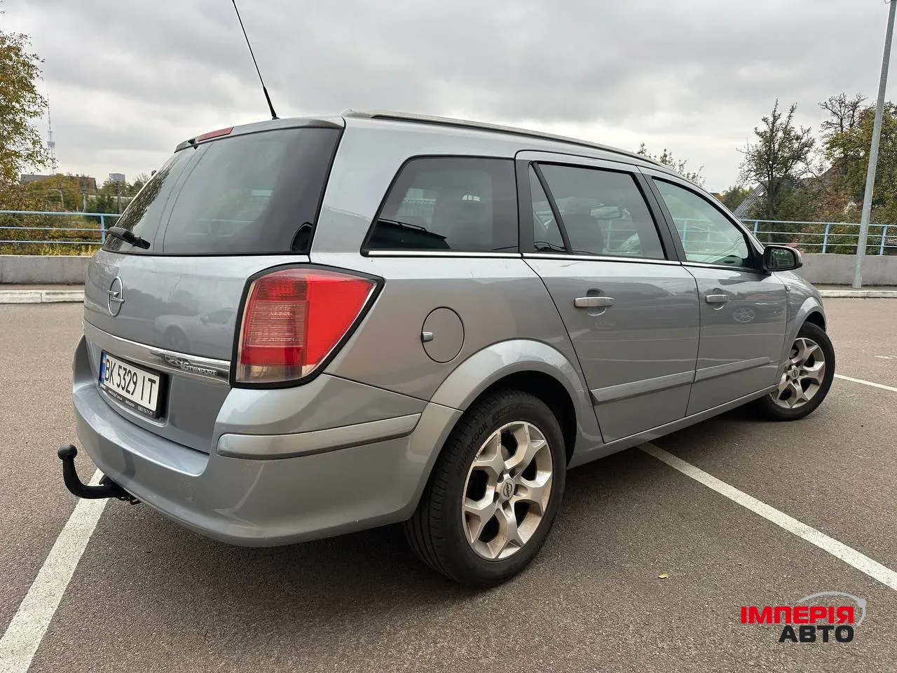 Opel Astra - фото 3