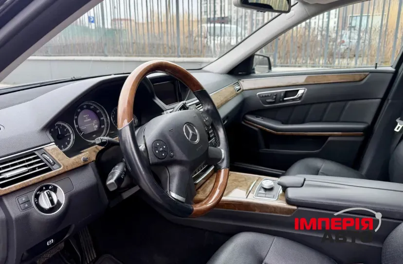 Mercedes-Benz E-Класс - фото 13
